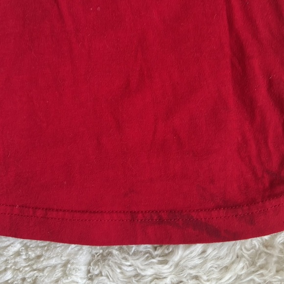 Nike Air Boys Red Tee 7 yrs - Picture 2 of 3